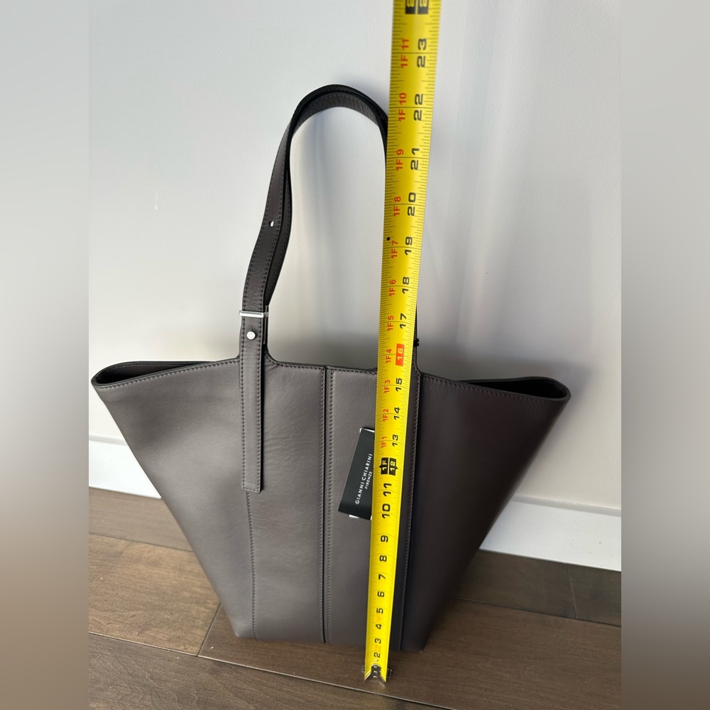 Gianni Chiarini toe bag/ brand new/ made in Italy 👜 Host Pick - Picture 9 of 11